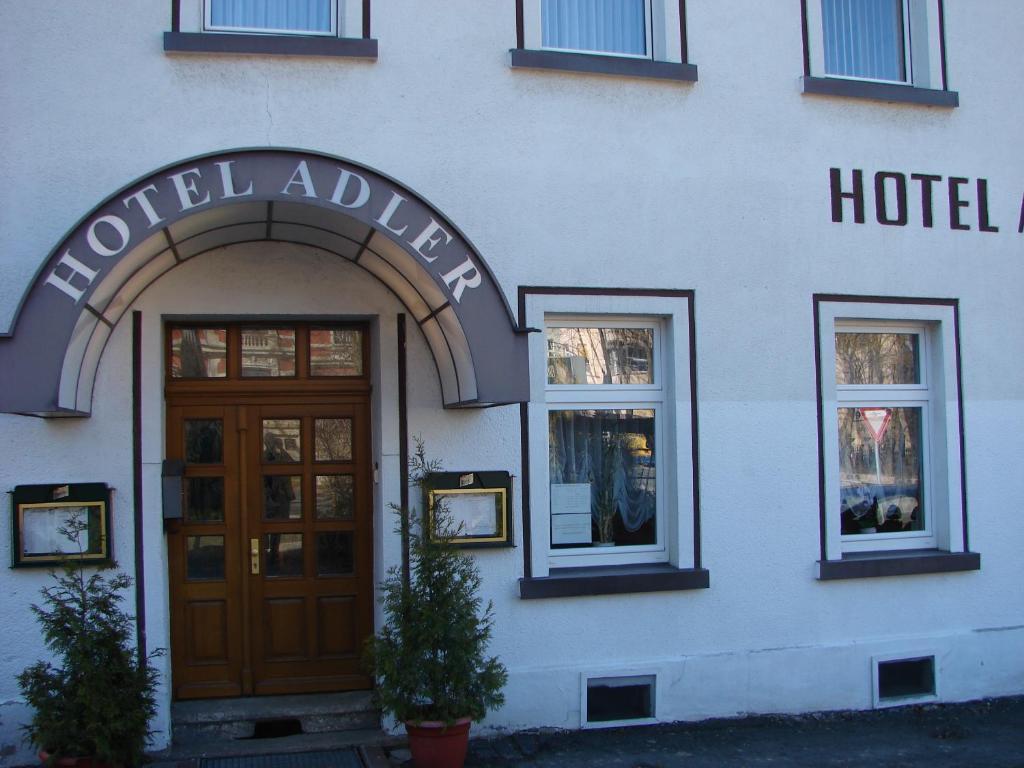 Hotel-Restaurant-Adler Reichenbach im Vogtland Exterior foto